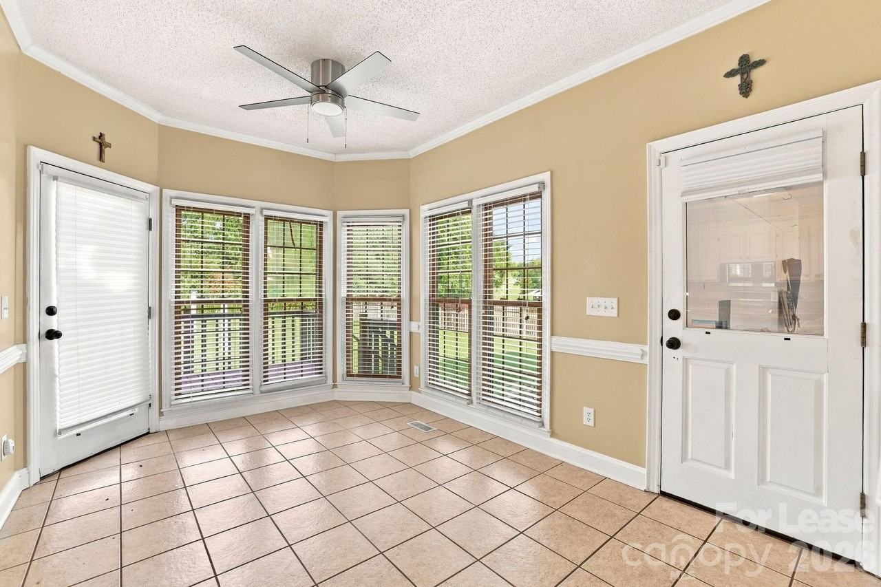 142 Cottontail Ln Se - Photo 7 of 42