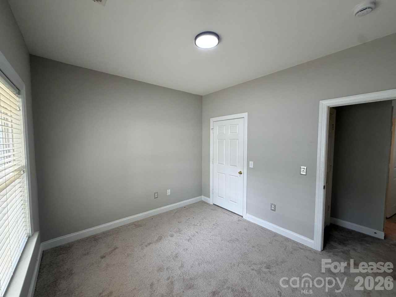 21230 Hickory St - Photo 5 of 23