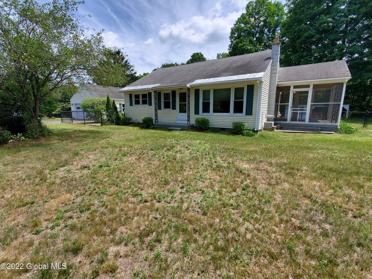 45 Smith Bridge Rd - Photo 3 of 35