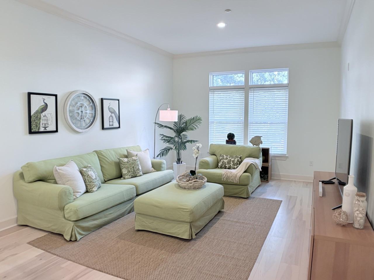 125 Pier View St #103 - Photo 2 of 33