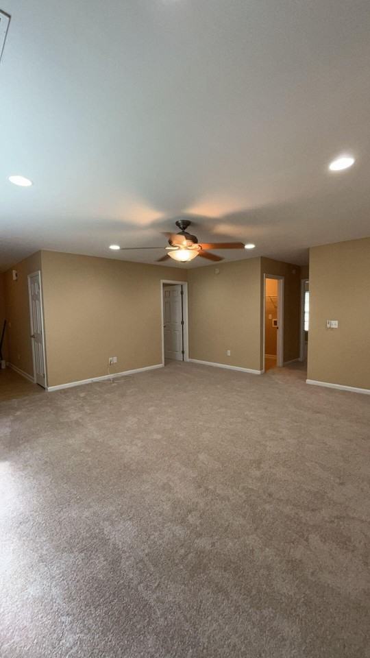 135 Wildberry Ln - Photo 5 of 16