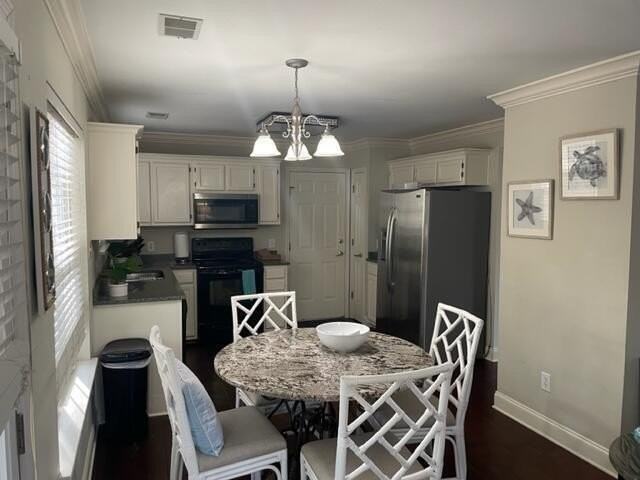 1251 Center Lake Dr - Photo 5 of 10
