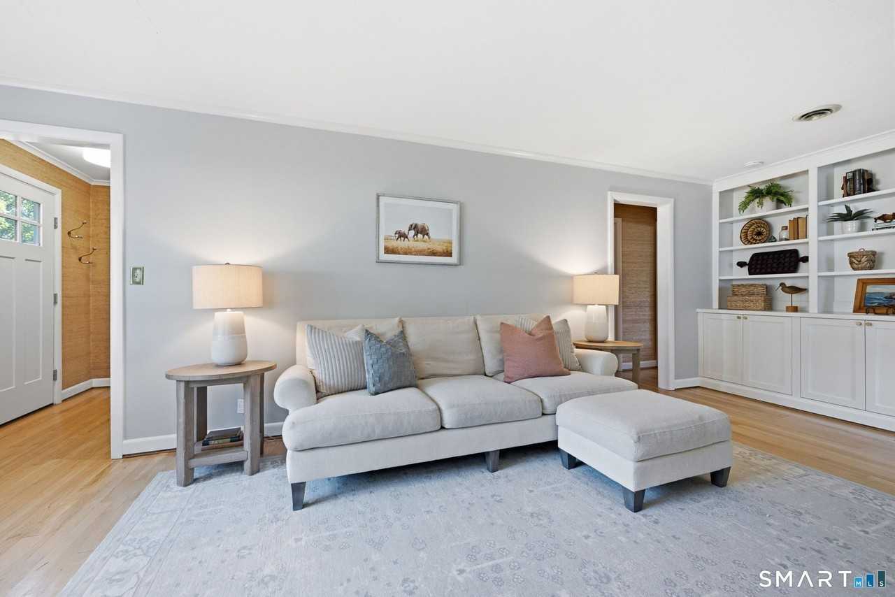 36 Miamis Rd - Photo 4 of 40