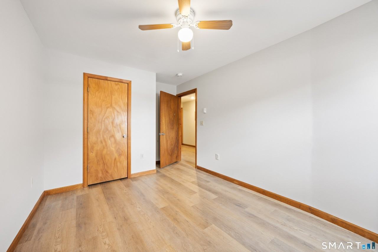 180 N Cherry St #11 - Photo 7 of 21