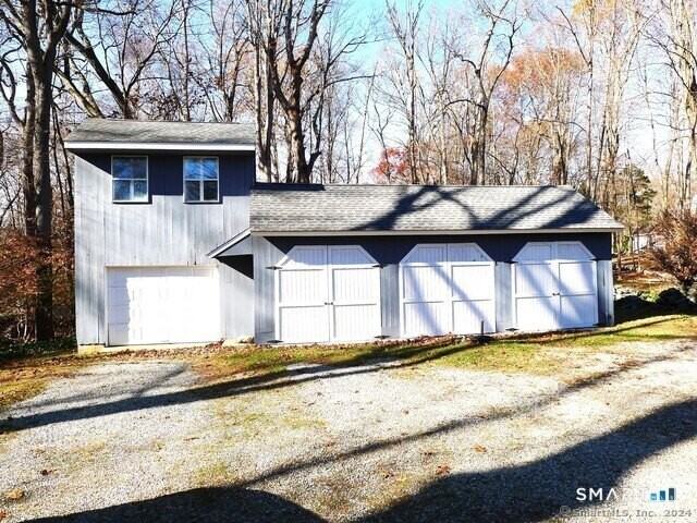 195 Silver Spring Rd - Photo 2 of 27