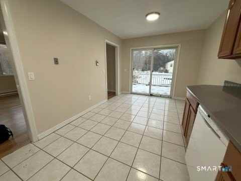 151 Lamphere Rd - Photo 6 of 15