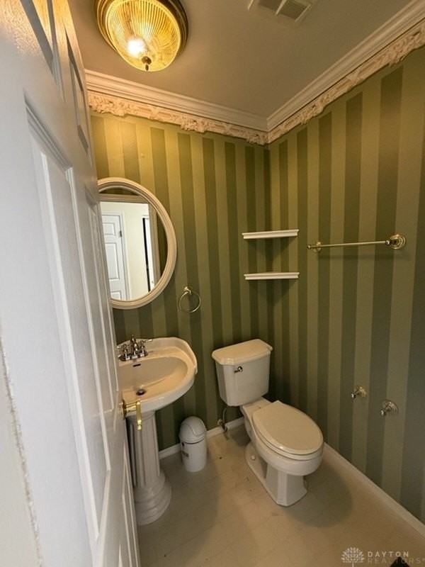 330 Bellaire Dr - Photo 7 of 23