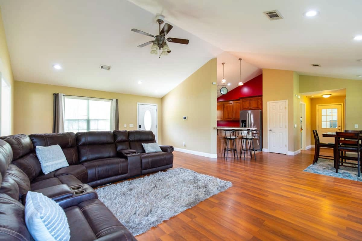 1373 Darden Rd #1 - Photo 2 of 27
