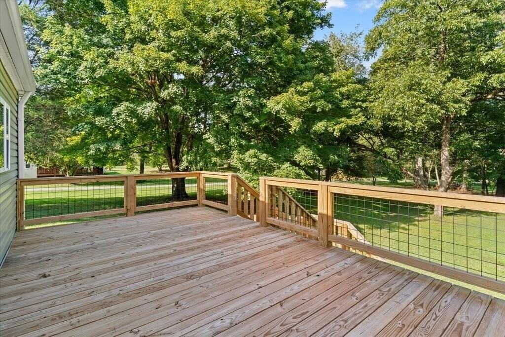678 Mccarter Rd - Photo 5 of 40