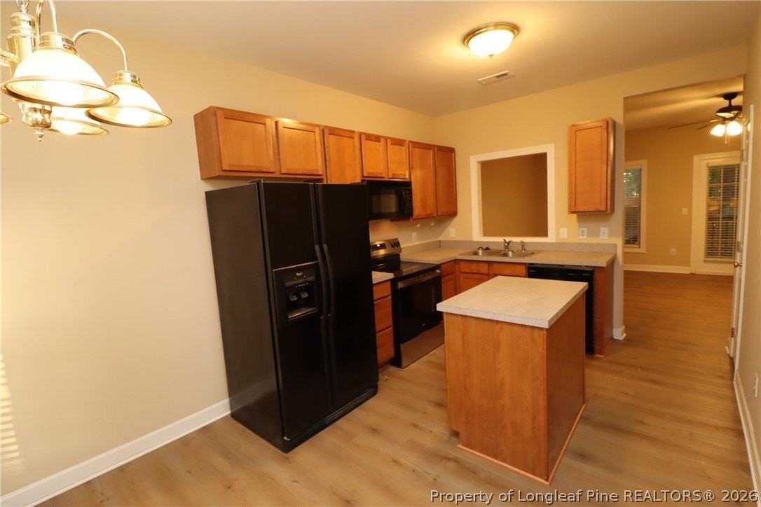 2637 Broad Oaks Pl - Photo 4 of 37