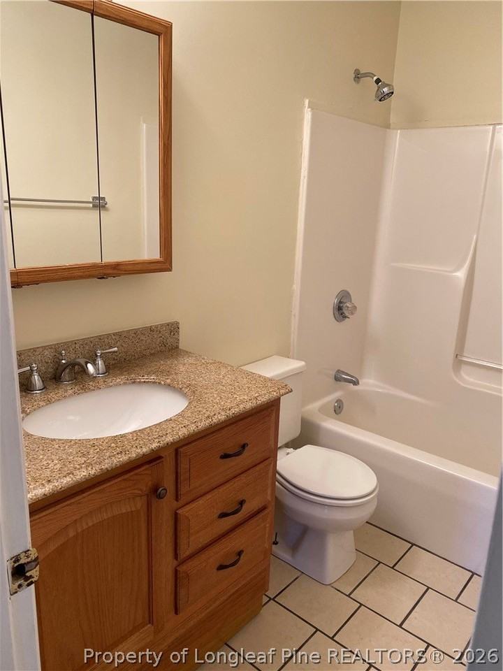 6568 Applewhite Rd - Photo 4 of 10