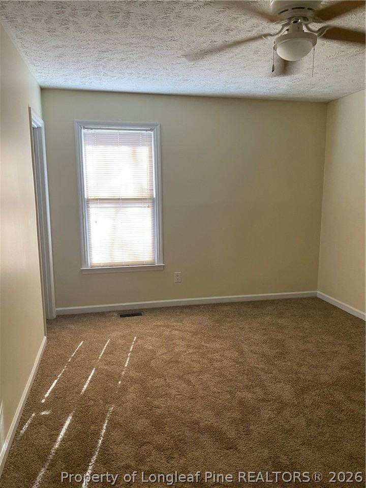 6568 Applewhite Rd - Photo 7 of 10