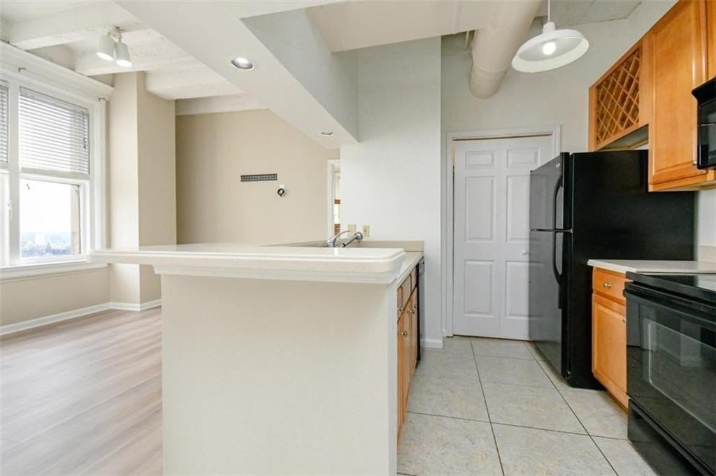 32 Peachtree St #1406 - Photo 3 of 33
