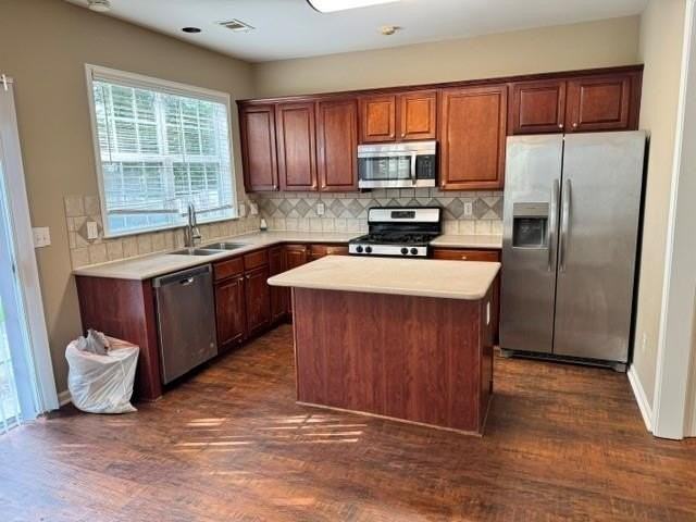 564 Friars Head Dr - Photo 5 of 12