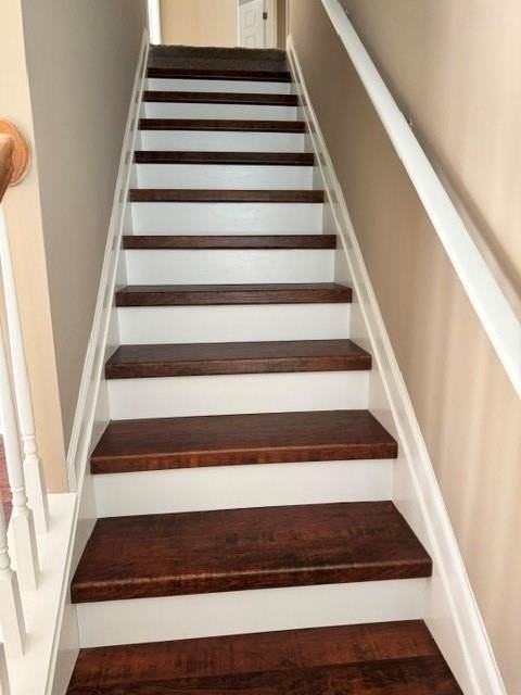 564 Friars Head Dr - Photo 7 of 12