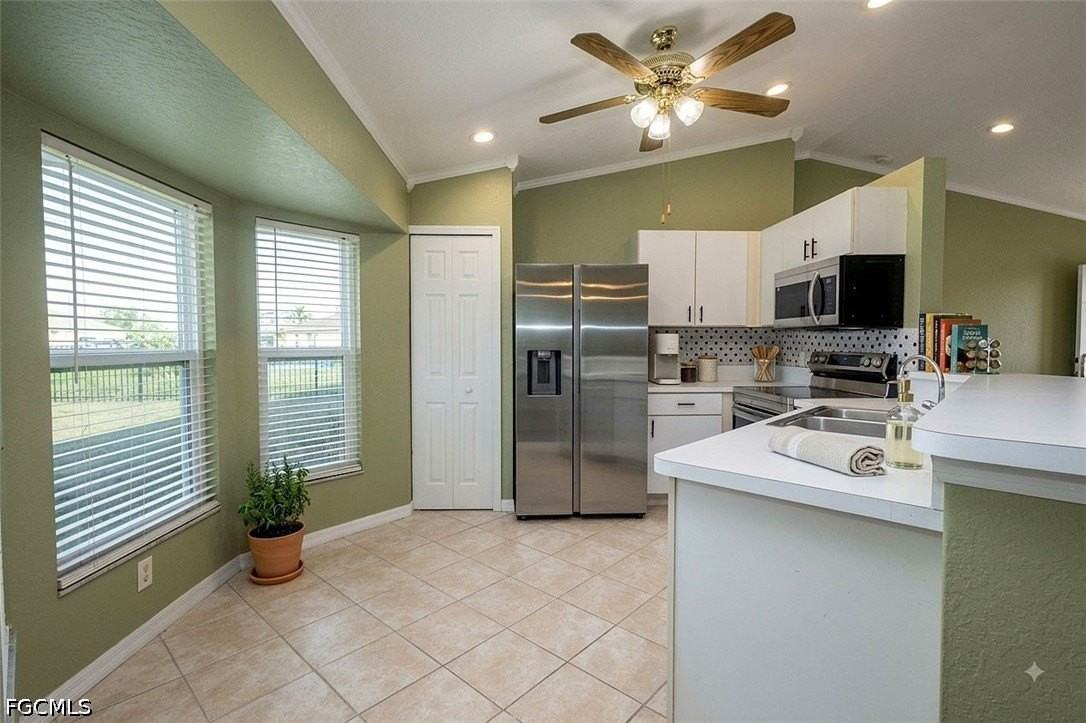 25324 Lychee Ct - Photo 3 of 15