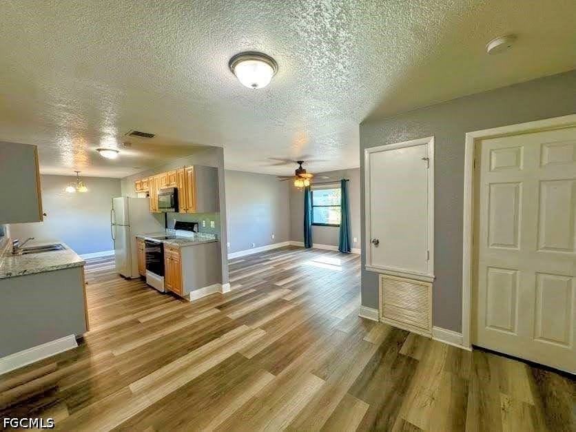 2026 Schooner Dr - Photo 3 of 11