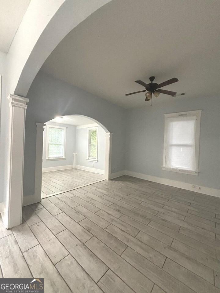 693 Dill Ave Sw - Photo 2 of 18