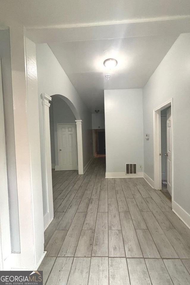 693 Dill Ave Sw - Photo 3 of 18