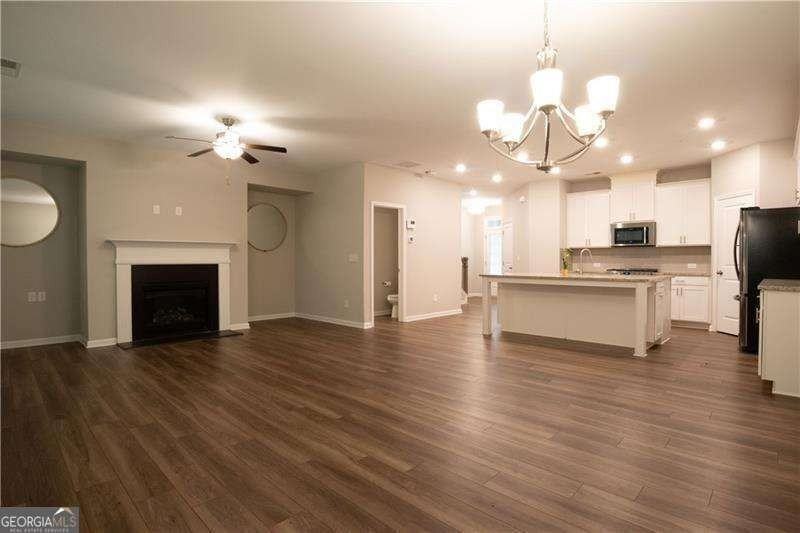 525 Duval Dr - Photo 7 of 19