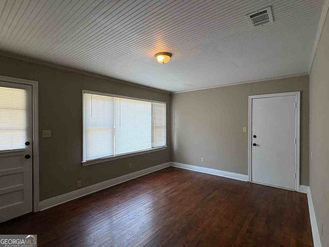 13 Cone Cres - Photo 2 of 8