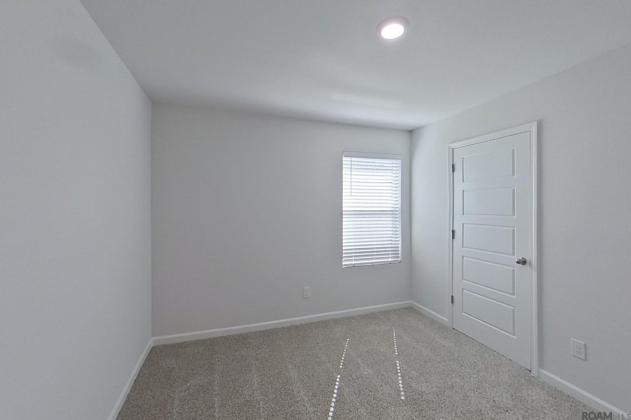 14255 War Admiral Ave - Photo 3 of 20