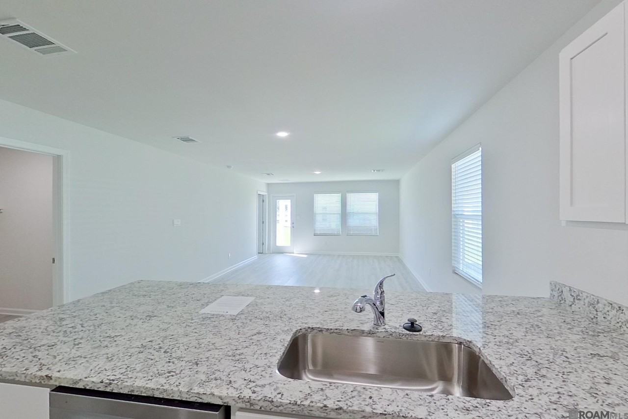 14255 War Admiral Ave - Photo 6 of 20