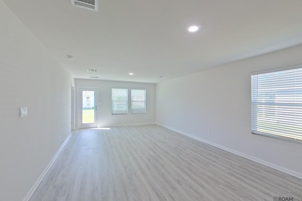 14255 War Admiral Ave - Photo 2 of 19