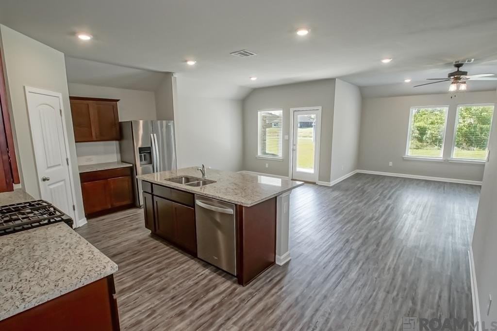 35572 Grovemont Dr - Photo 3 of 5