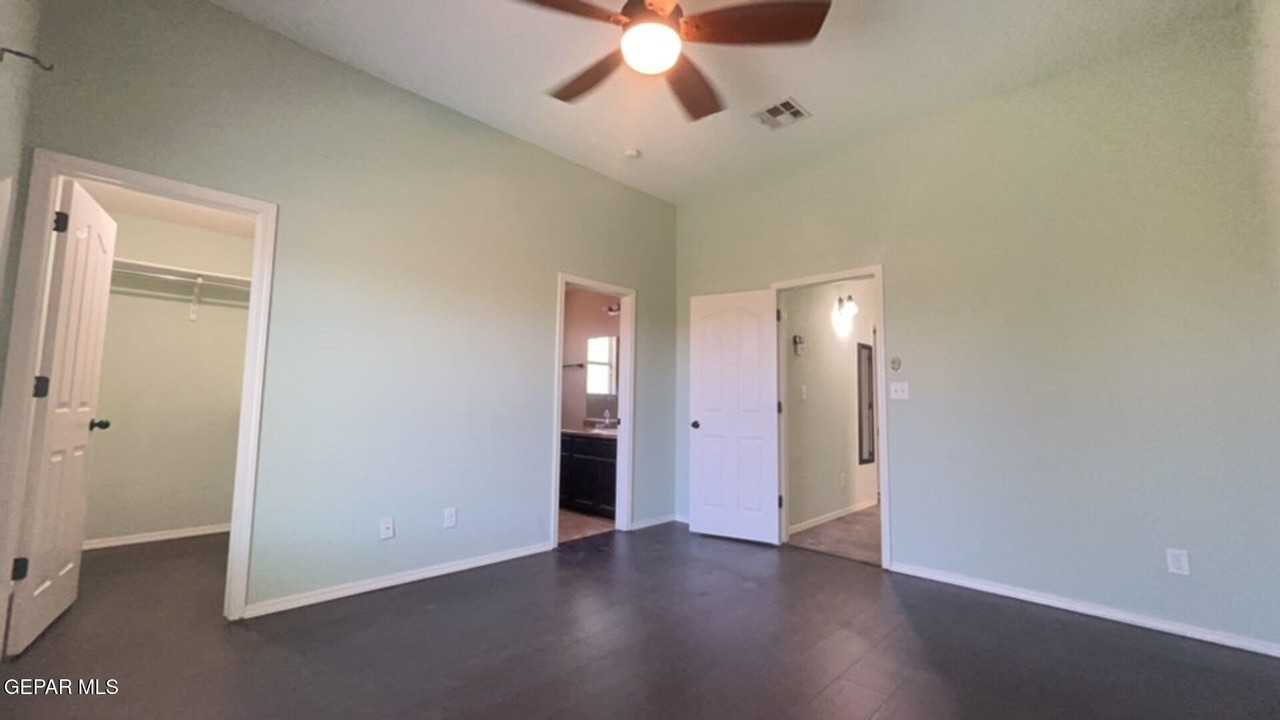 12052 Copper Head Ln - Photo 3 of 21
