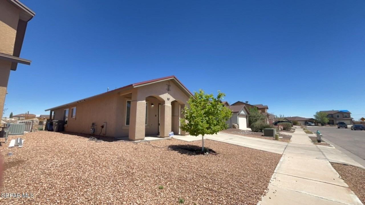 12052 Copper Head Ln - Photo 7 of 21