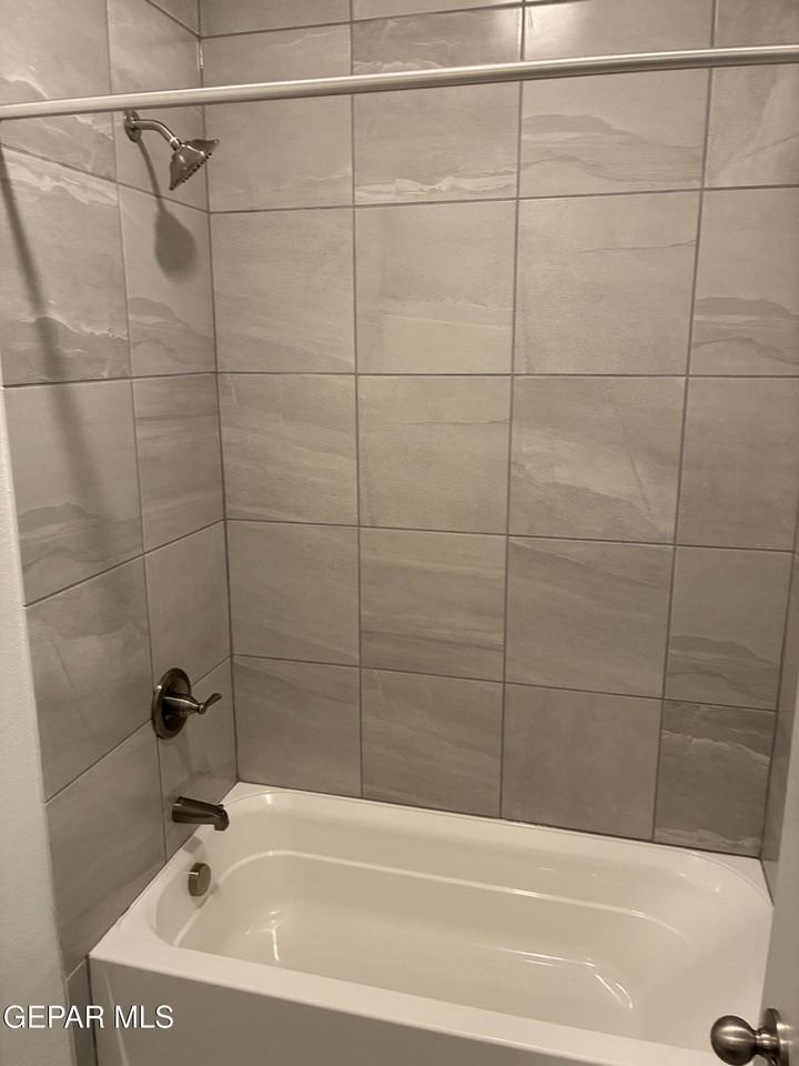 15164 Conviction Ave - Photo 4 of 5