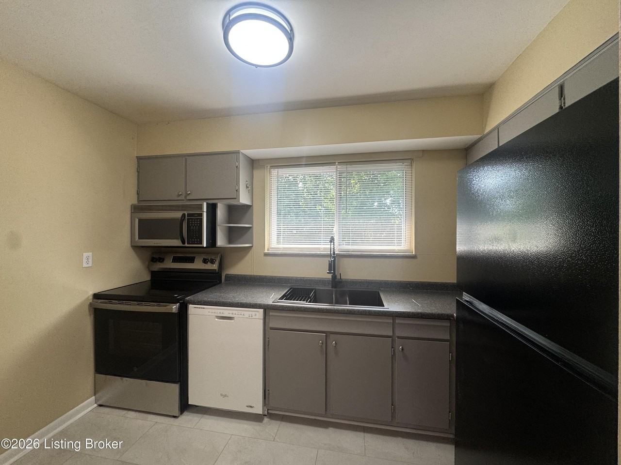 2708 Riedling Dr #3 - Photo 6 of 25