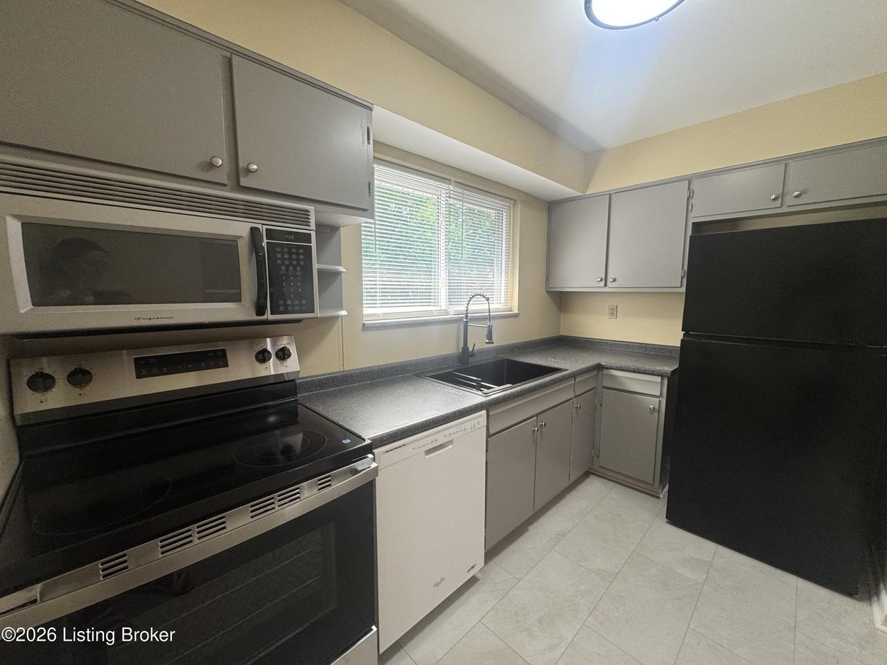 2708 Riedling Dr #3 - Photo 7 of 25