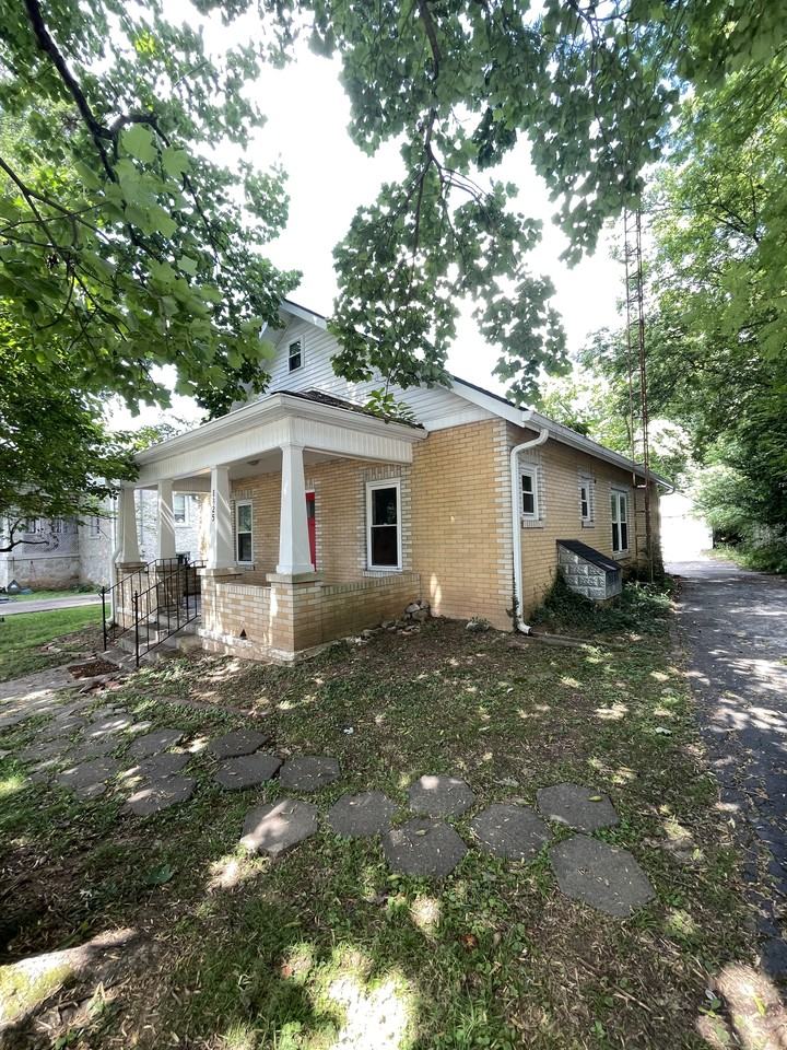 1825 Normal St #1 - Photo 2 of 9