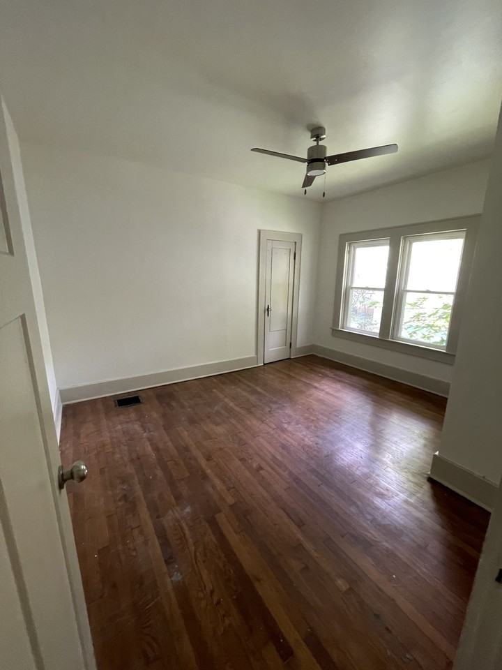 1825 Normal St #1 - Photo 5 of 9