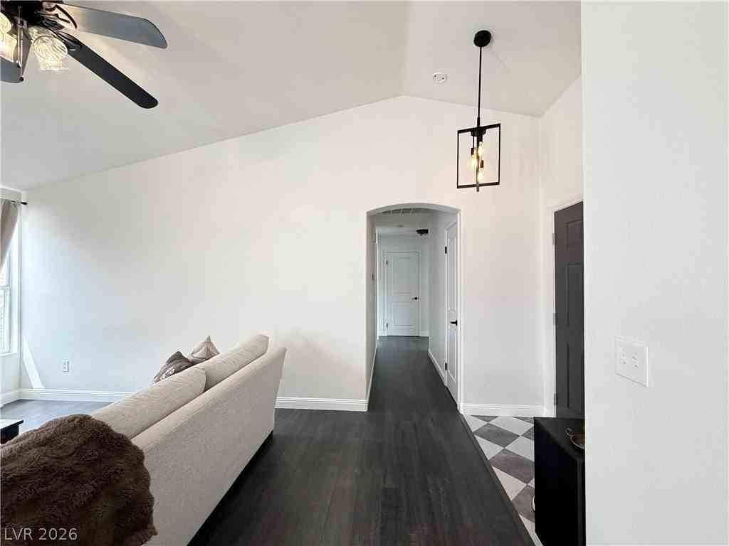1105 Nordyke Ave - Photo 7 of 16