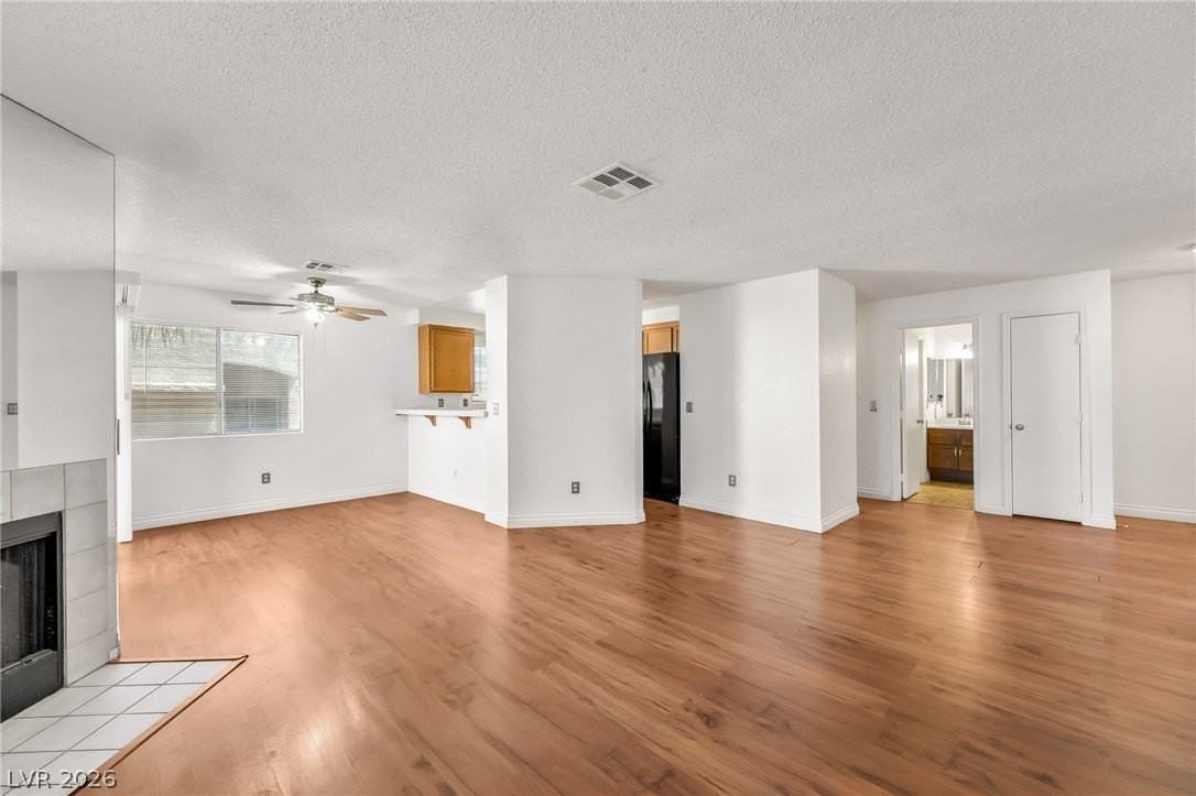 6859 Tamarus St #202 - Photo 4 of 24
