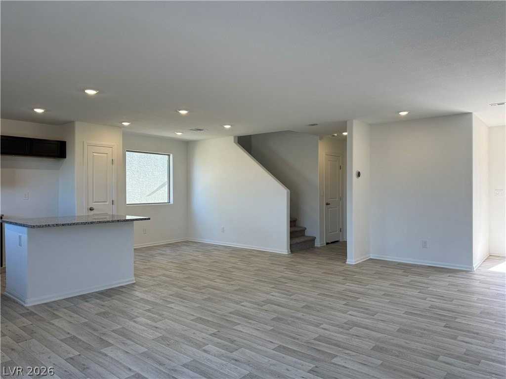7640 Royal Halo Ave - Photo 7 of 25