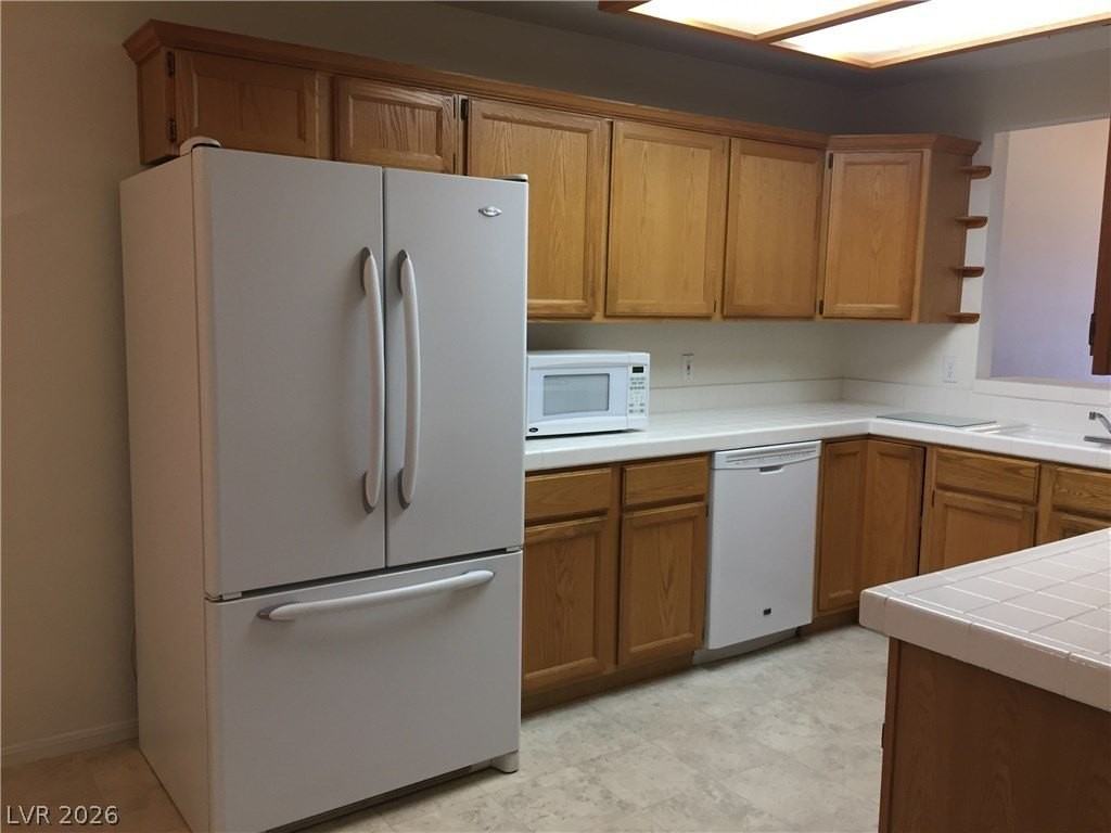 2616 Magic Moon Ln #4 - Photo 6 of 28