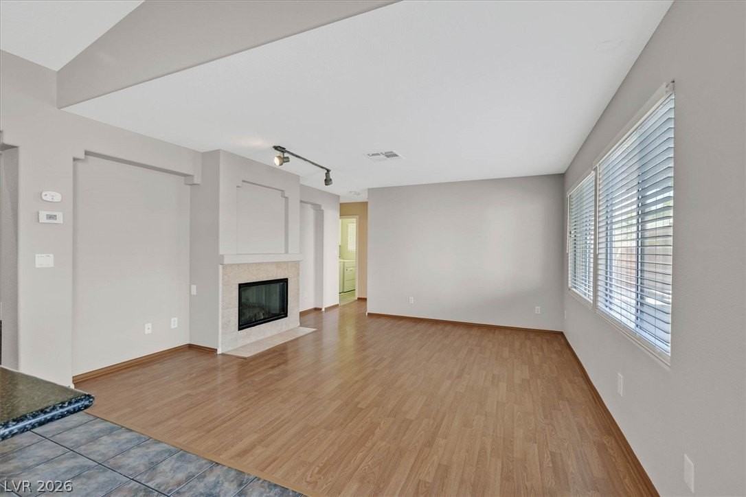 1038 Twin Berry Ct - Photo 4 of 29