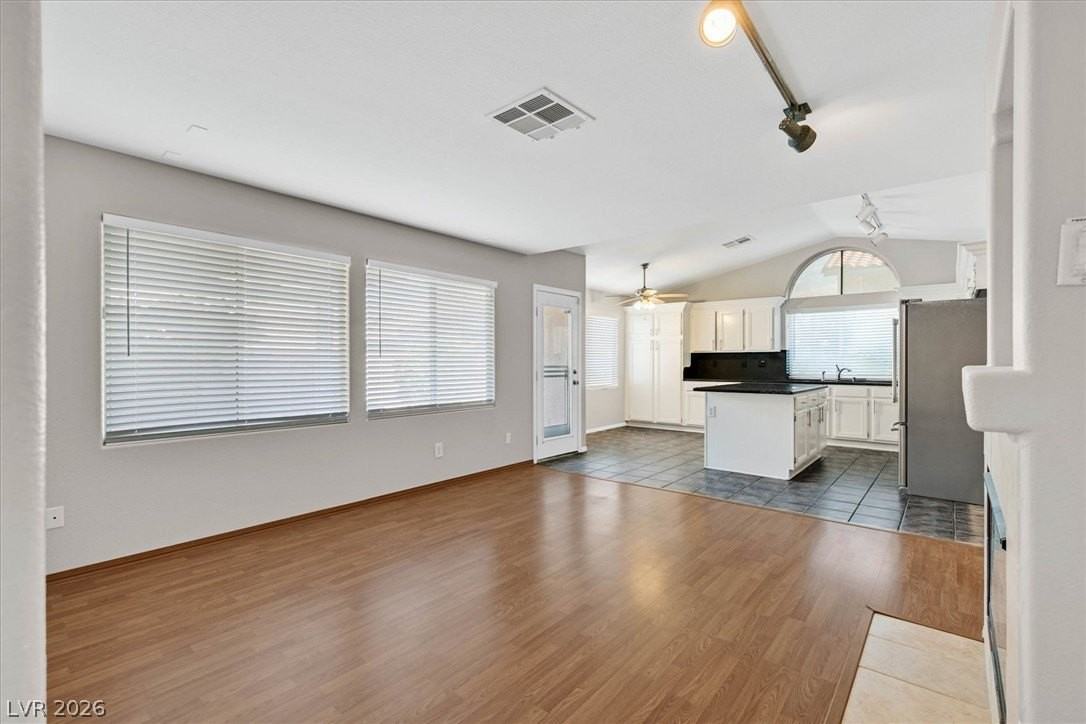 1038 Twin Berry Ct - Photo 5 of 29