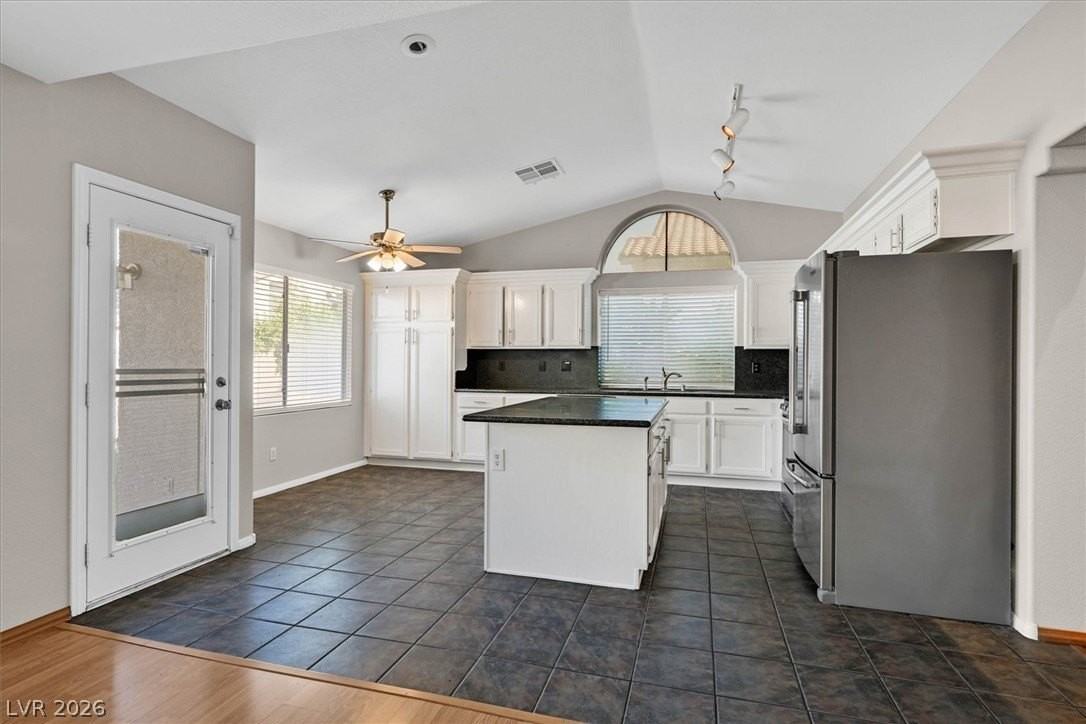 1038 Twin Berry Ct - Photo 6 of 29
