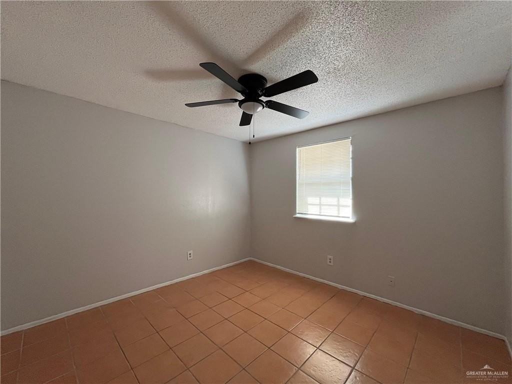 1009 W Stubbs St - Photo 5 of 27