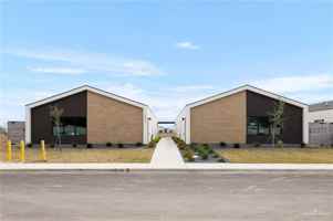 featured image of 2609 Woodpecker Rd #3