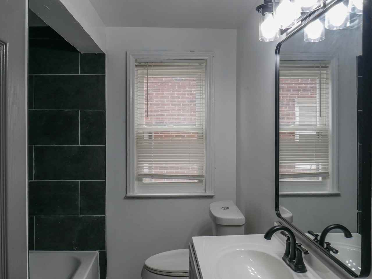 18938 Beland St - Photo 7 of 13