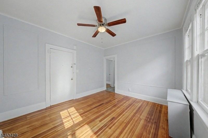 1329 Alina St #2R - Photo 4 of 16