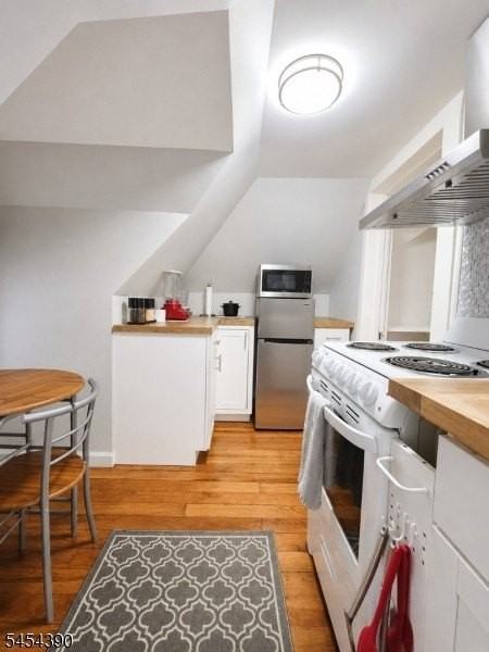 262 Claremont Ave - Photo 4 of 7