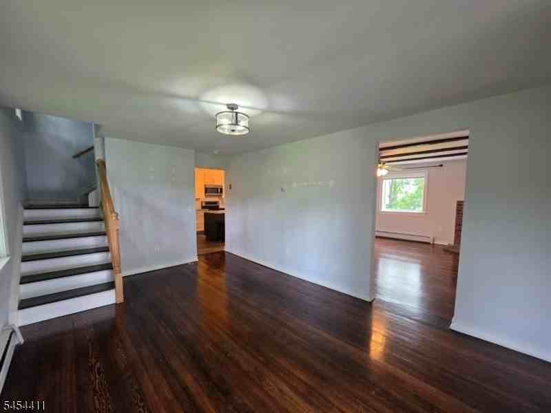 693 Townsbury Rd - Photo 7 of 20
