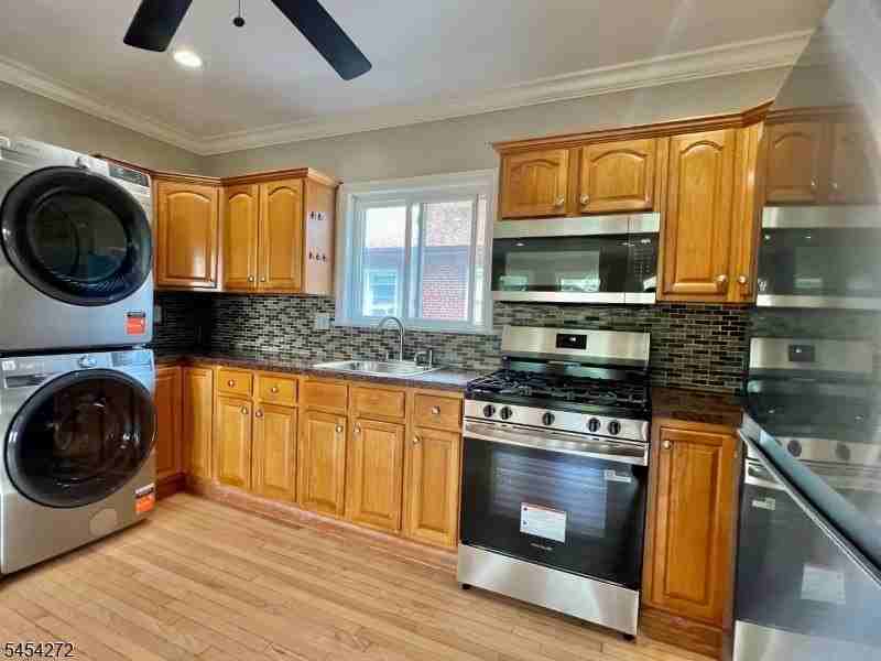 420 Lakeview Ave - Photo 7 of 18
